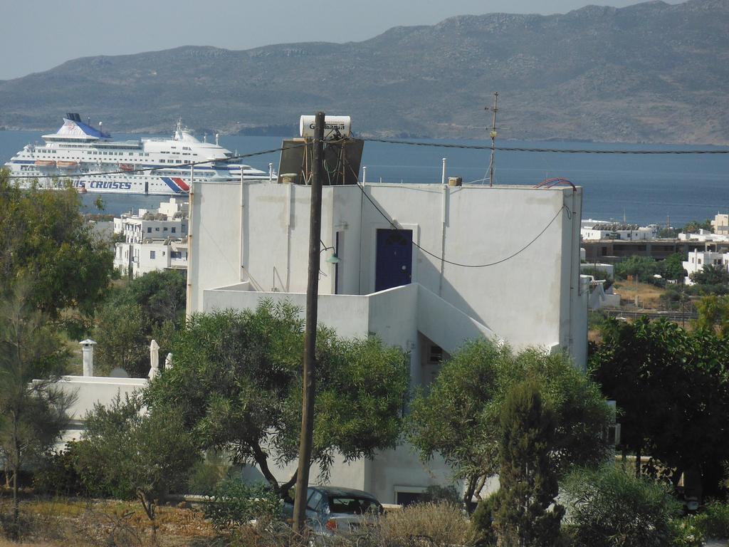 Kapetan Giannis Hotel Adámasz Kültér fotó